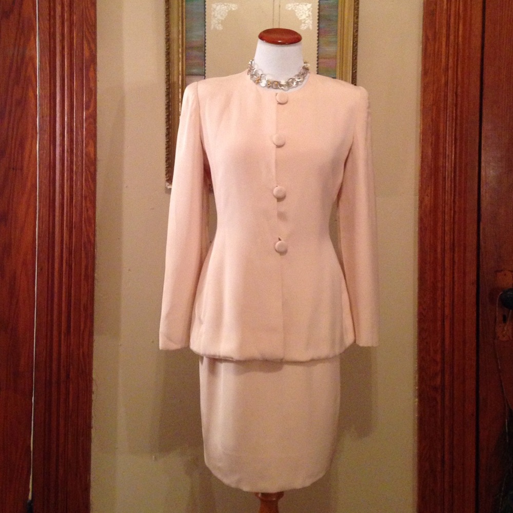 Carolina Herrera silk suit - light pink